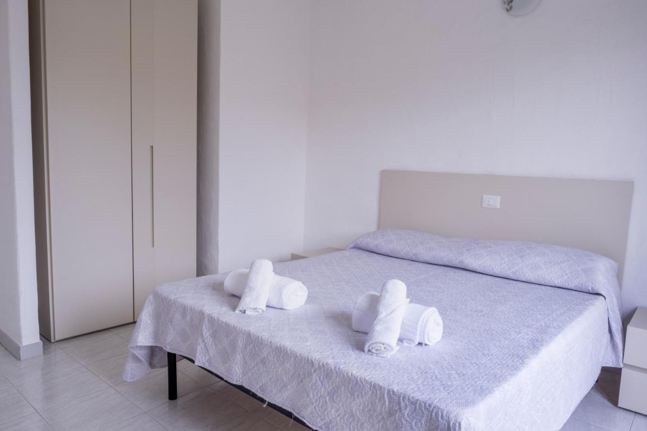 Residenze Gambaru Villa San Teodoro  Eksteriør billede